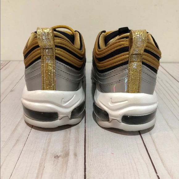🔴SOLD🔴Nike Air Max 97 SE Limited Metallic Gold - Picture 4 of 8
